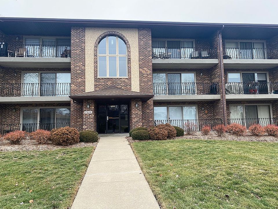 1st image of 7535 Sheridan Dr APT 1B
