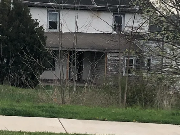 75 Black Matt Rd, Douglassville, PA 19518
