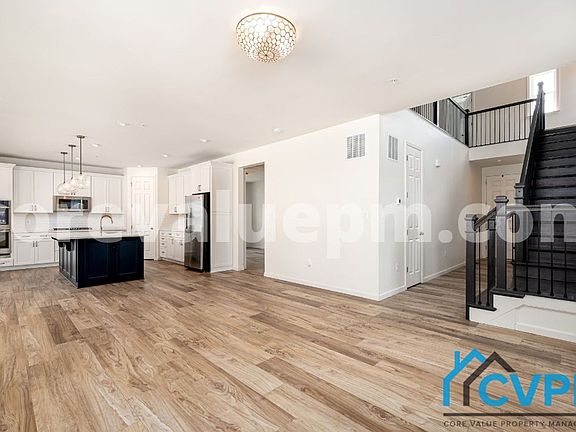 3rd image of 2632 Orchard Oriole Way