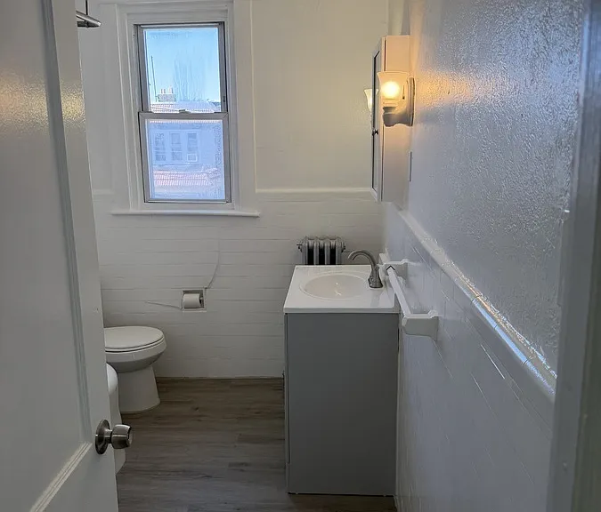 83 Barker Ave — Photo 10