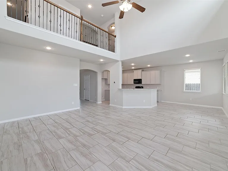 18511 Grand Spanish Oak Ct — Photo 6
