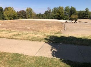 201 SE 22nd St #32, Bentonville, AR 72712