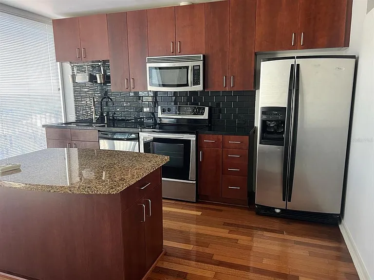 155 S Court Ave #1407 — Photo 6