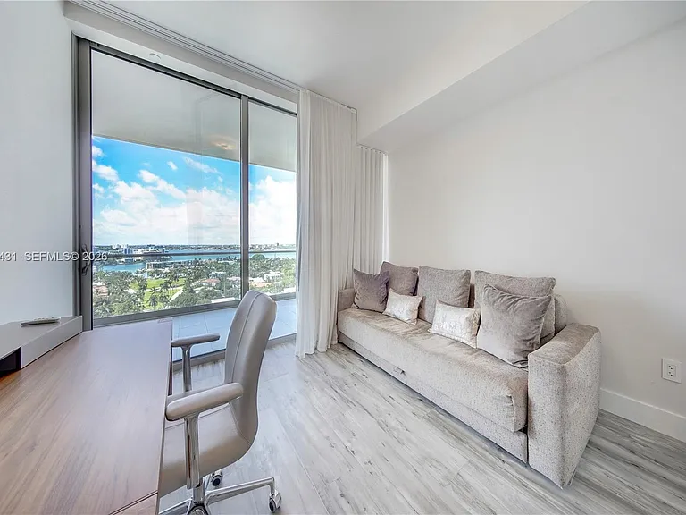 10203 Collins Ave #1502 — Photo 31