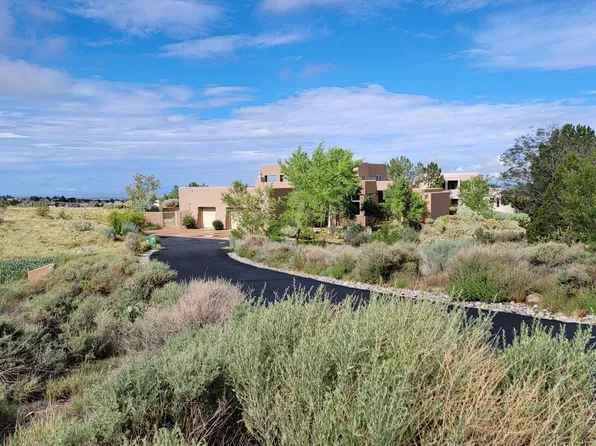 6015 Buffalo Grass Ct NE, Albuquerque, NM 87111