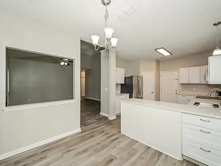 2212 Oak Barrel Ln — Photo 7