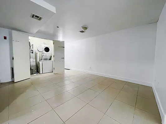 Rented by Bright Villas LLC | media 29