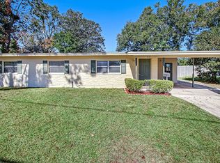 421 Claudia Dr, Jacksonville, FL 32218