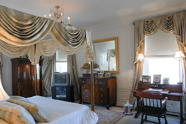 Sold by G. Laurie Cooper | media 16