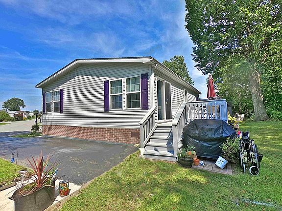 4th image of 9871 Limehouse Dr
