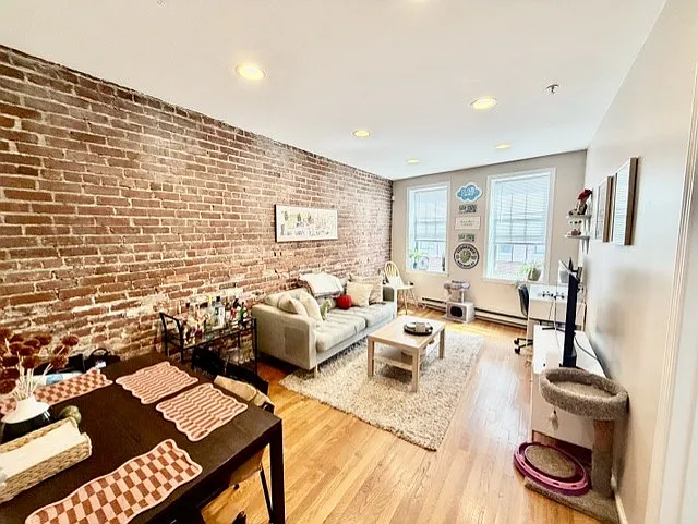 95 Prince St #4 — Photo 1