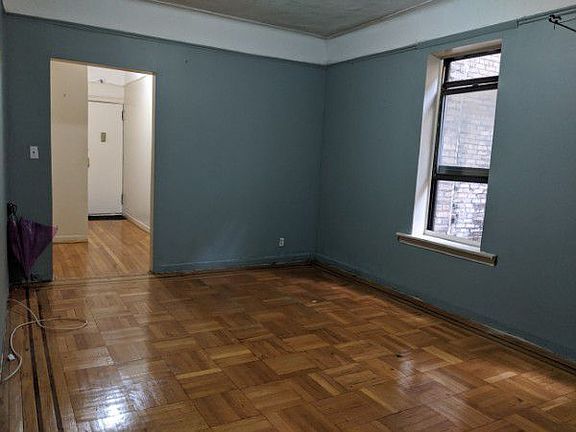 5th image of 2111 Beekman Pl APT 2A