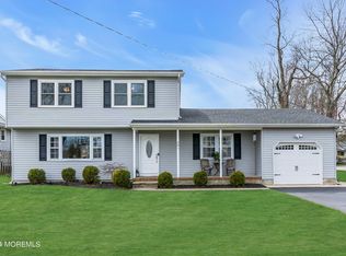 301 Sudbury Rd, Point Pleasant Beach, NJ 08742