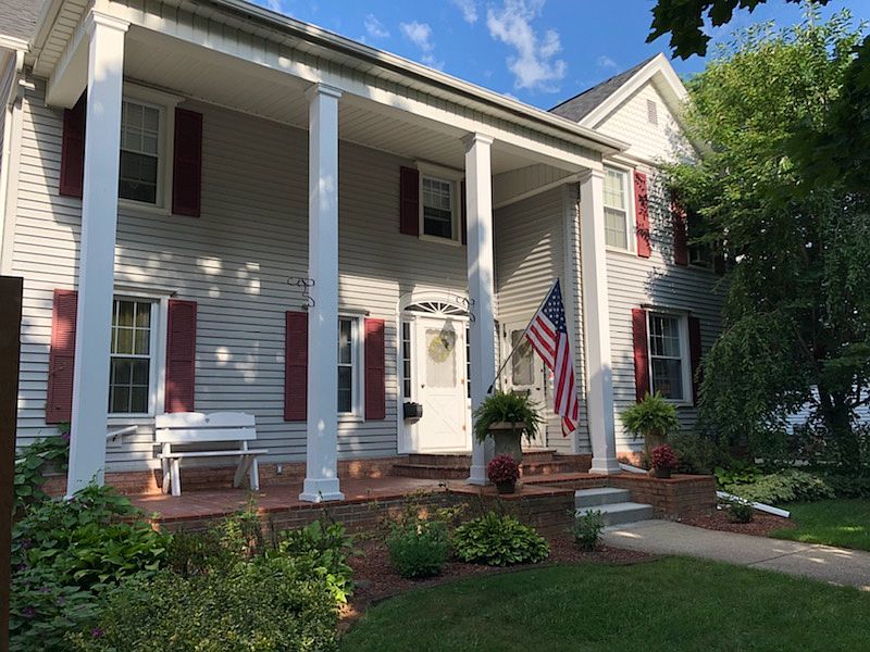 Gorgeous front porch