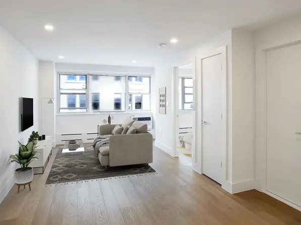 60 E 12th St APT 14D, New York, NY 10003