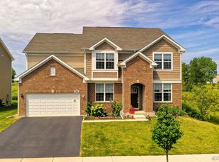 1563 Bayou Path Dr, Naperville, IL 60563