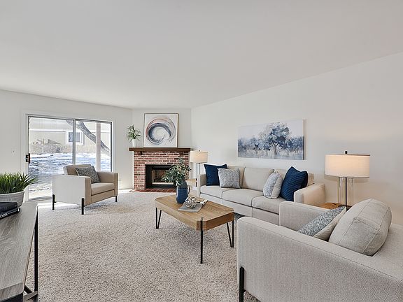 4th image of 252 Appletree Ct #0