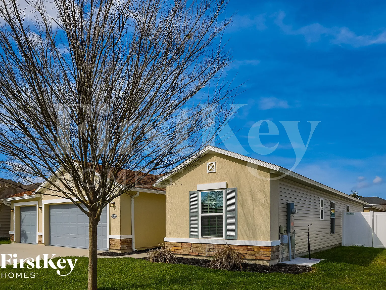 4 bed, 2.0 bath, 1880 sqft, $2,290 — Photo 3