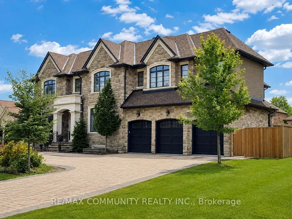 65 Chatelaine Dr, Markham, ON L3S 3W7