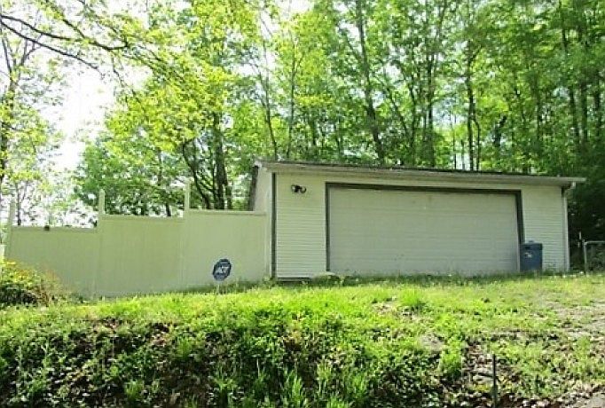 1st image of 159 Lakeshore Vista Dr