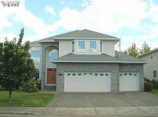 3328 NW Blackcomb Dr, Portland, OR 97229