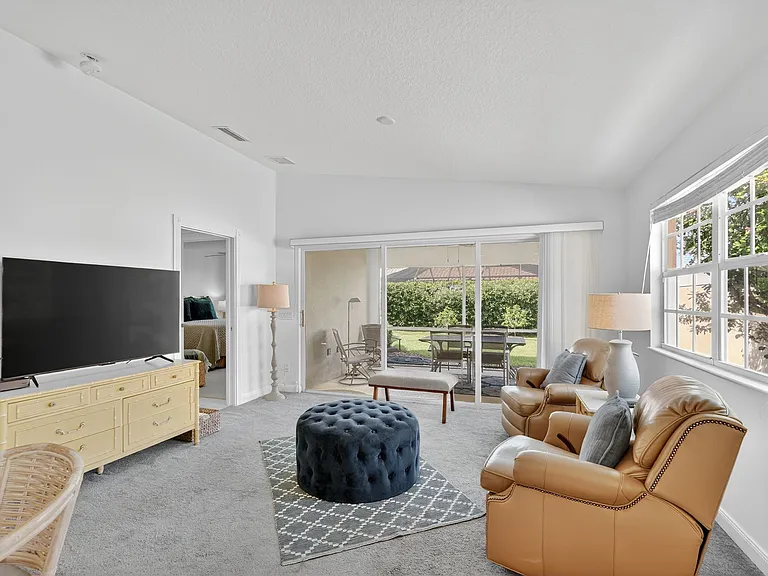 7542 Quinto Dr — Photo 64
