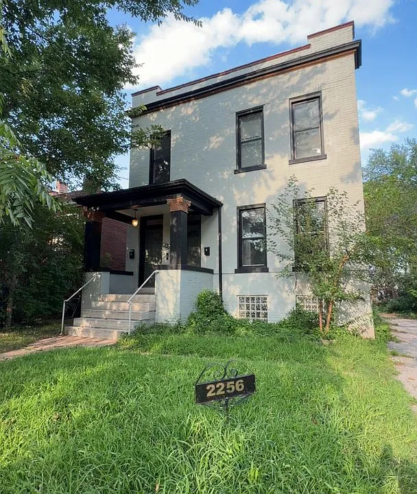 2256 Blendon Pl