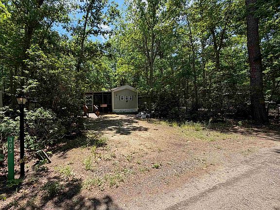 5th image of 305 Lazy River Campground