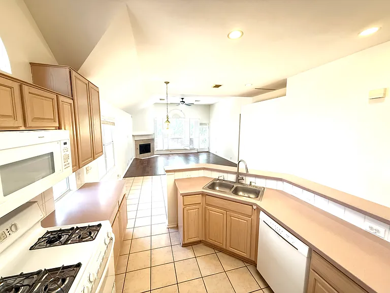 7826 Sierra Seco — Photo 10