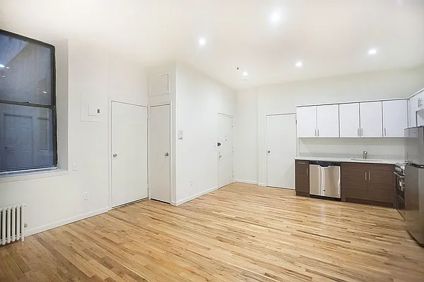 Rented by LG Fairmont Group | media 19