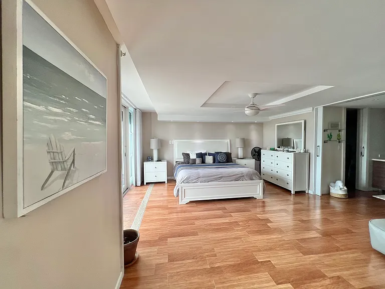 5869 Avenue Isla Verde — Photo 22