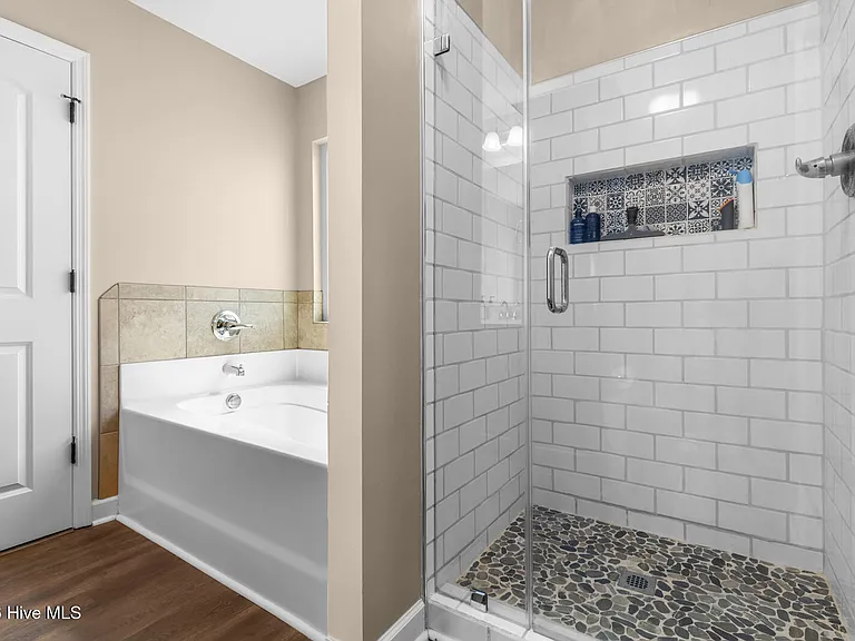 260 Breakwater Dr — Photo 28