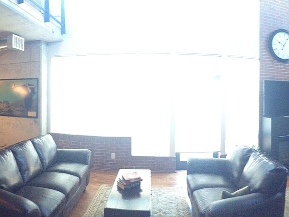 3rd image of 1860 N Washington St APT 601
