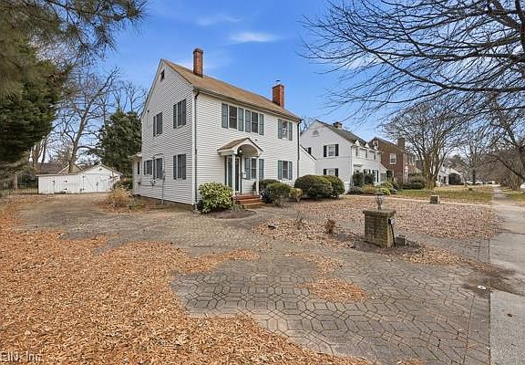 3rd image of 144 Algonquin Rd