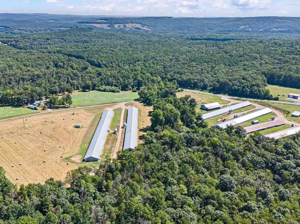 799 Barrens Community Rd, Clinton, AR 72031