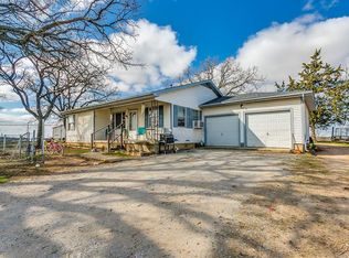 416 County Road 2195, Decatur, TX 76234