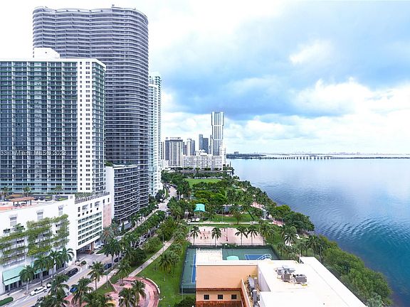 3rd image of 1717 N Bayshore Dr #A-2137