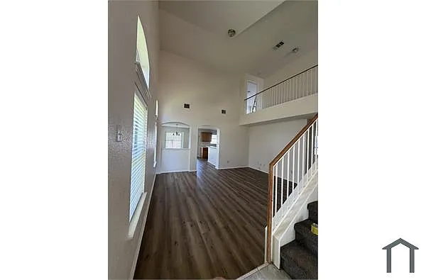 Building Photo - 14824 Falling Stone Ln