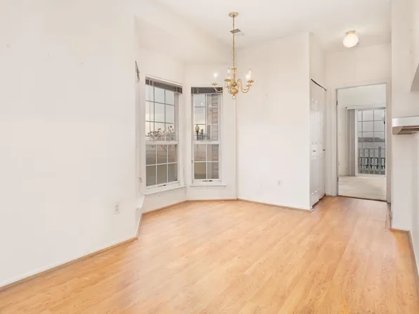 119 Cottonwood Street image 3 of 15