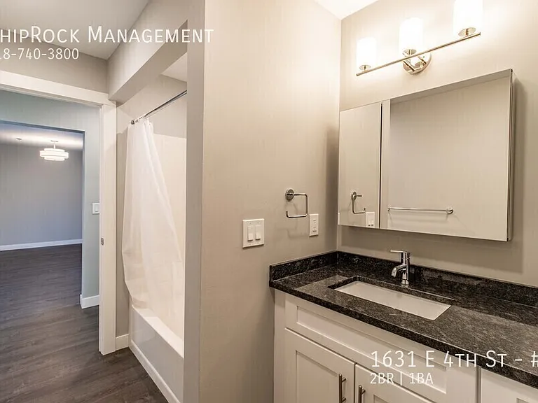 1631 E 4th St #7 — Photo 23