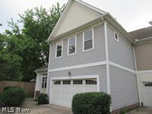 3718 Minster Ct, Cleveland, OH, 44105