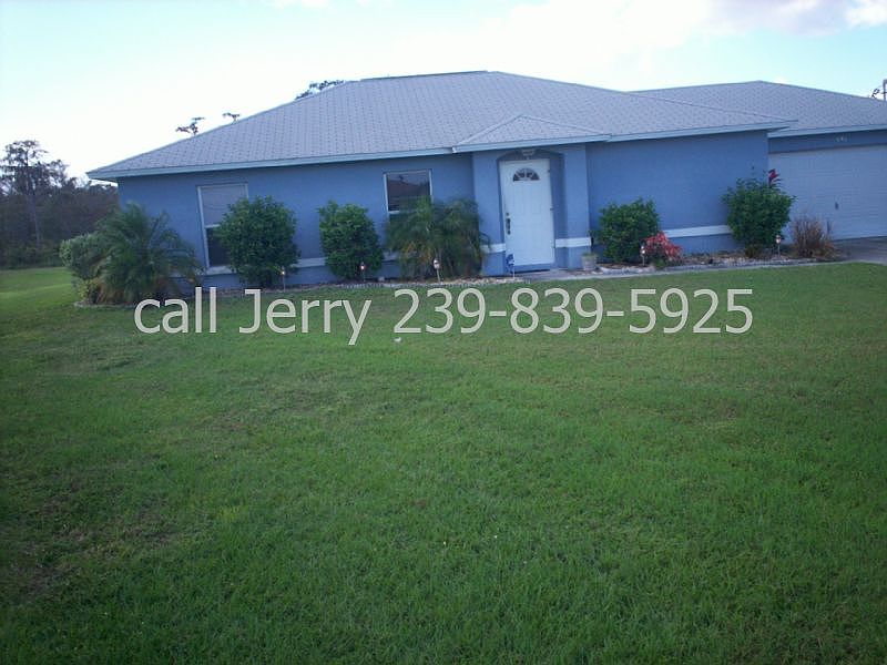 1st image of 846 Woodridge Cir