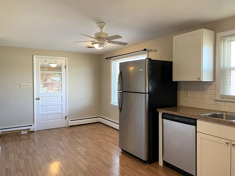 4136 Lincoln Way E — Photo 9