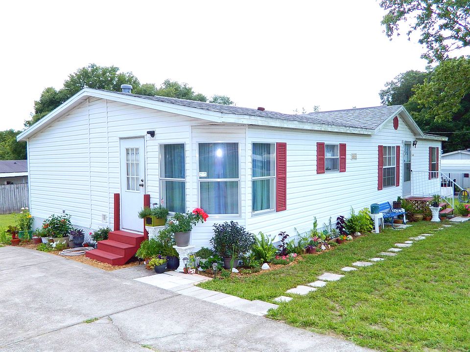 1st image of 10680 SE 128th St