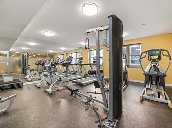 516 West 47th Street image 6 of 11