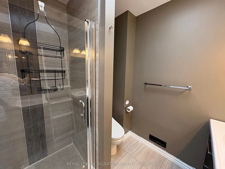 6037 Duford Dr #MAIN — Photo 37