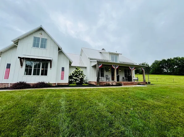 2995 Longview Rd, Ozark, MO 65721