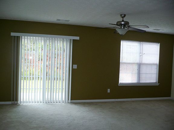 2nd image of 672 Georgetown Ct