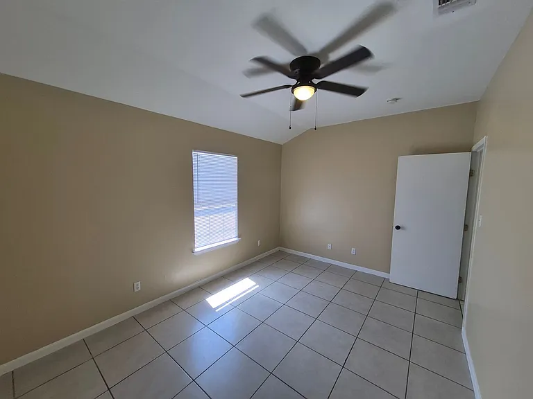 1016 Blanco Rd #104 — Photo 15