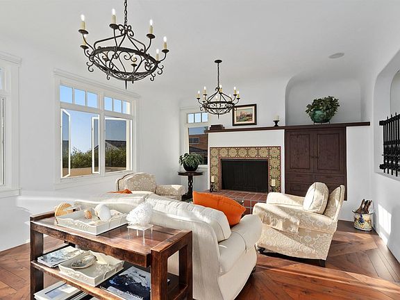5th image of 340 Dunemere Dr